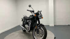 Triumph Bonneville T120 Jet Black